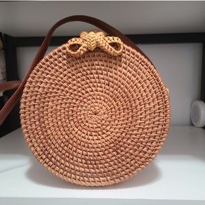 Woven basket bag